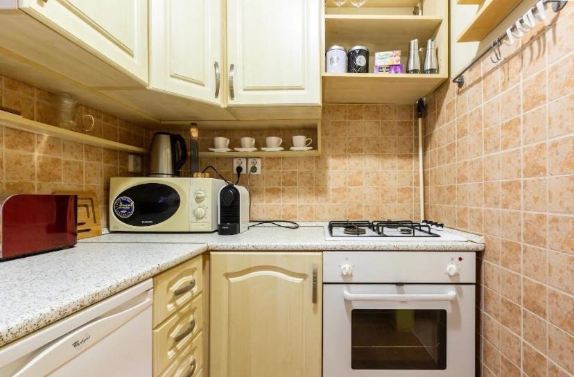Cherry Blossom Designer Apartment In The Center With Free Parking Budapest Exterior photo
